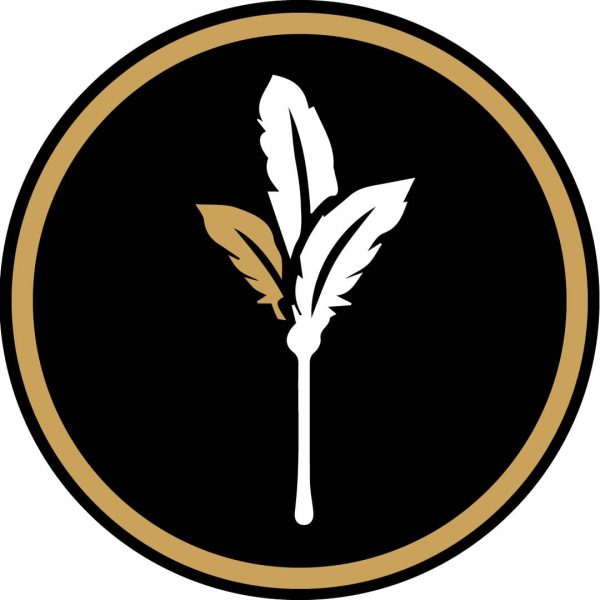 étiquettes plumeau érotique aux couleurs de Coucou noir or et blanc. Il fait référence aux plumeaux érotiques dont on se sert pour se caresser lors des préliminaires et des jeux coquins.